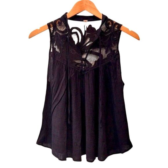 Free People Top Womens XS Black Sleeveless Embroidery Coquette Floral Flowy Boho - Picture 1 of 10